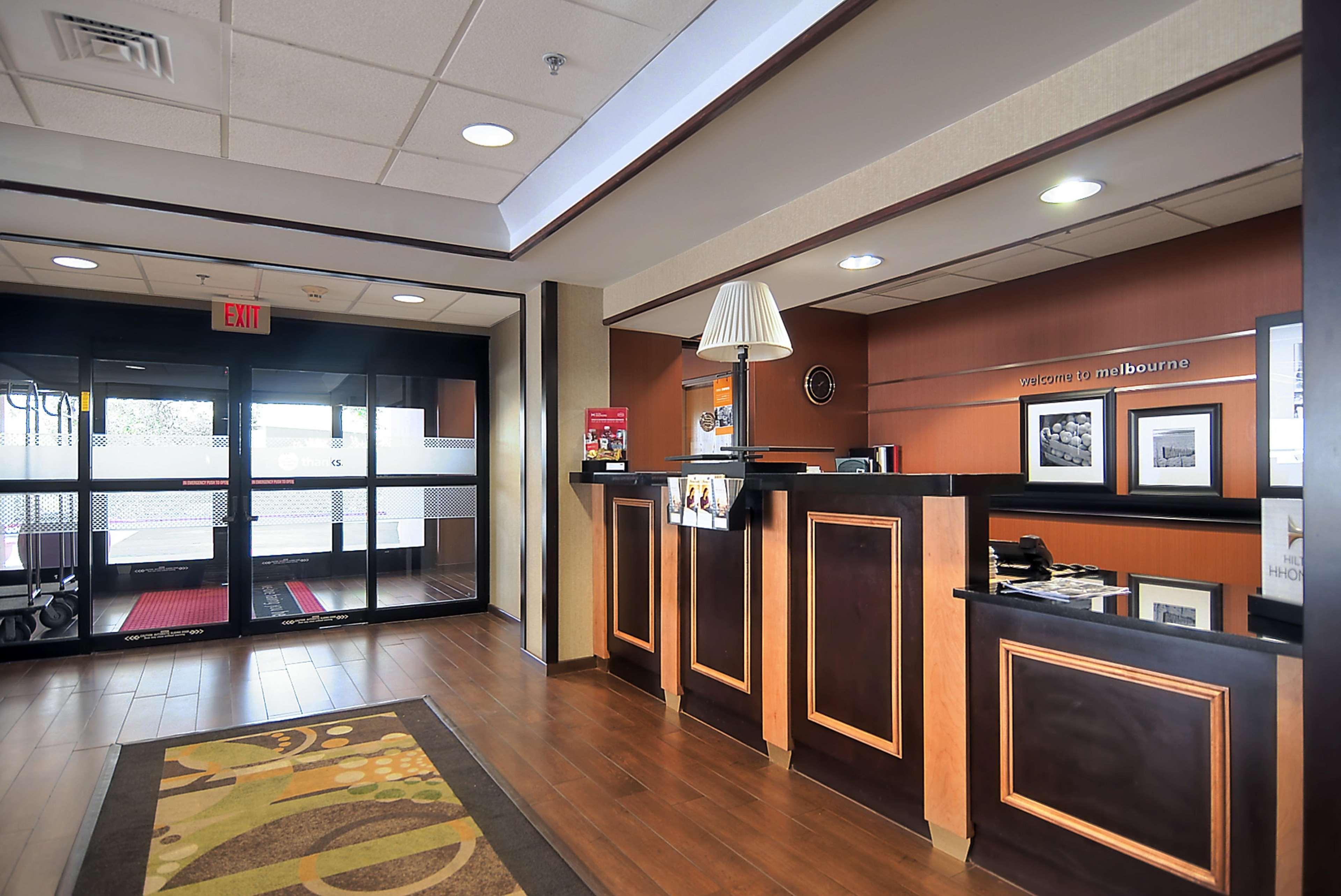 Hampton Inn Мелбърн Екстериор снимка